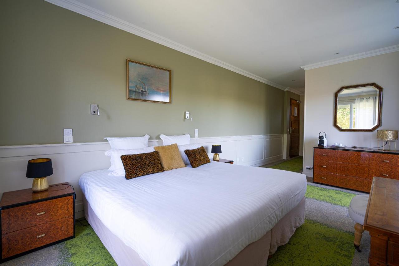 Hotel The Originals Residence De Rohan วูซ์-ซัวร์-แมร์ ภายนอก รูปภาพ