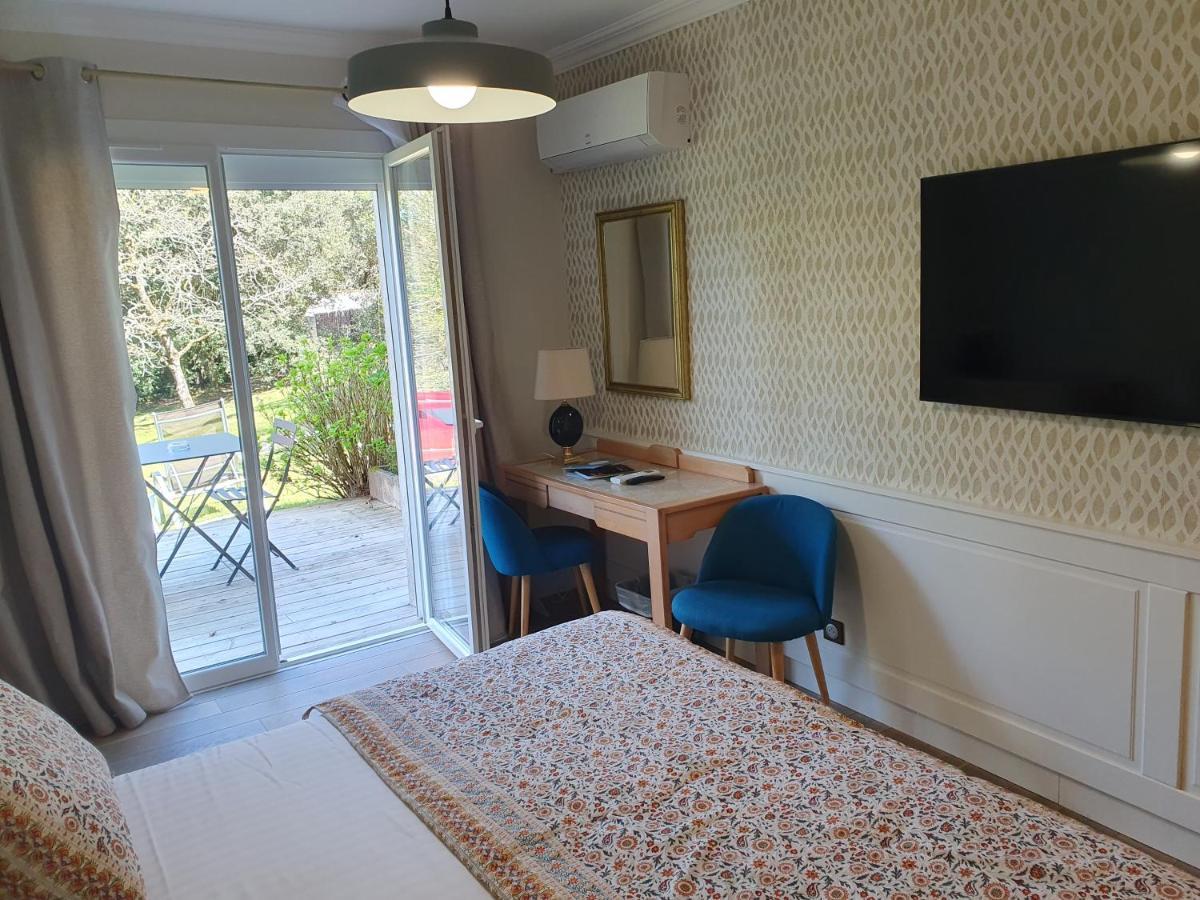 Hotel The Originals Residence De Rohan วูซ์-ซัวร์-แมร์ ภายนอก รูปภาพ